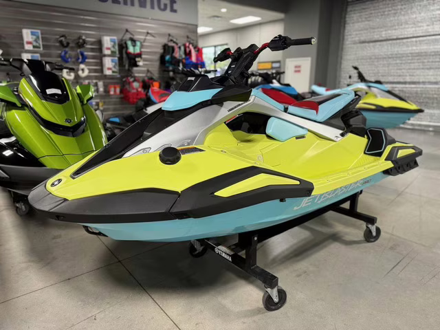 2025 Yamaha JetBlaster PRO 3-Up Boat