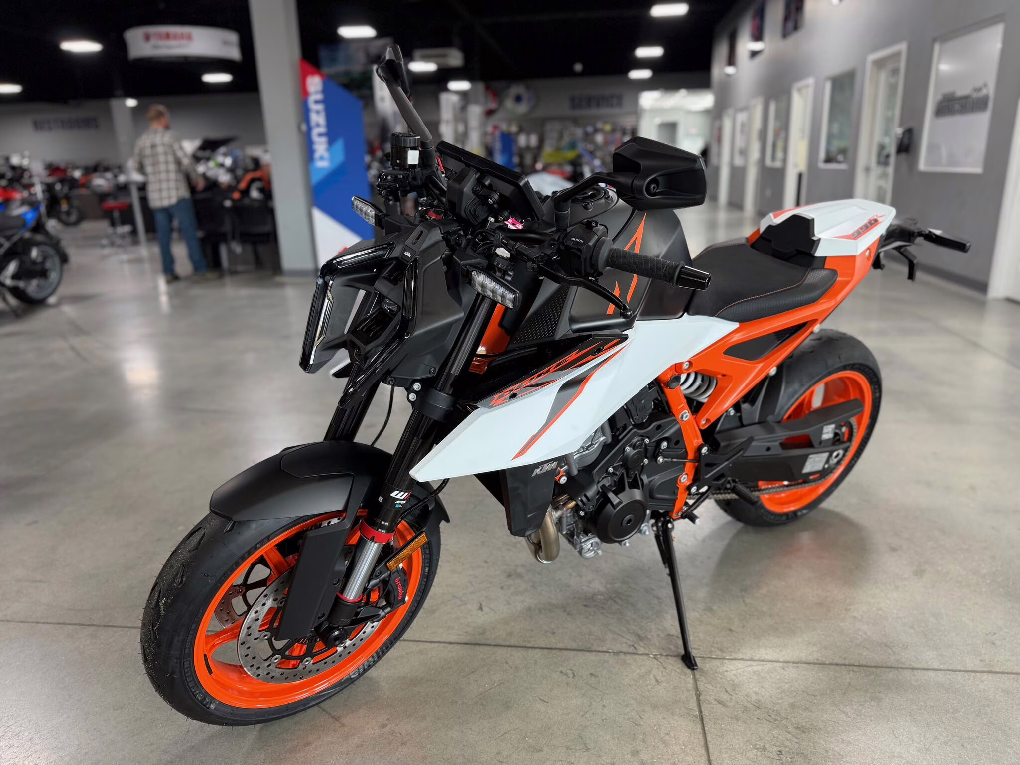 2026 KTM Duke 990 R Motorcycle