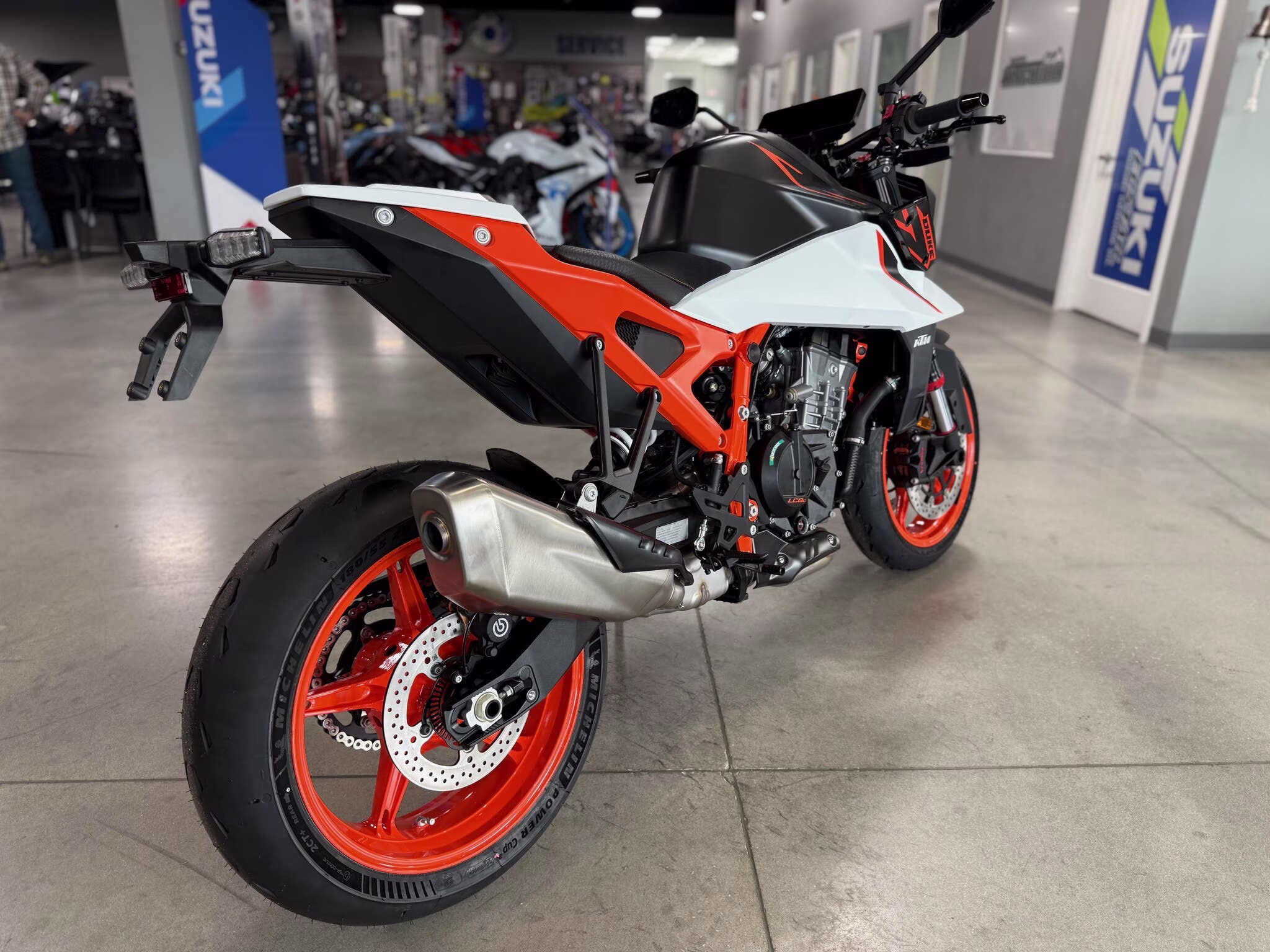 2026 KTM Duke 990 R Motorcycle