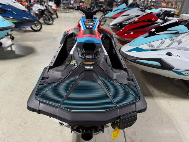 2025 Yamaha JetBlaster DLX 2-Up Boat