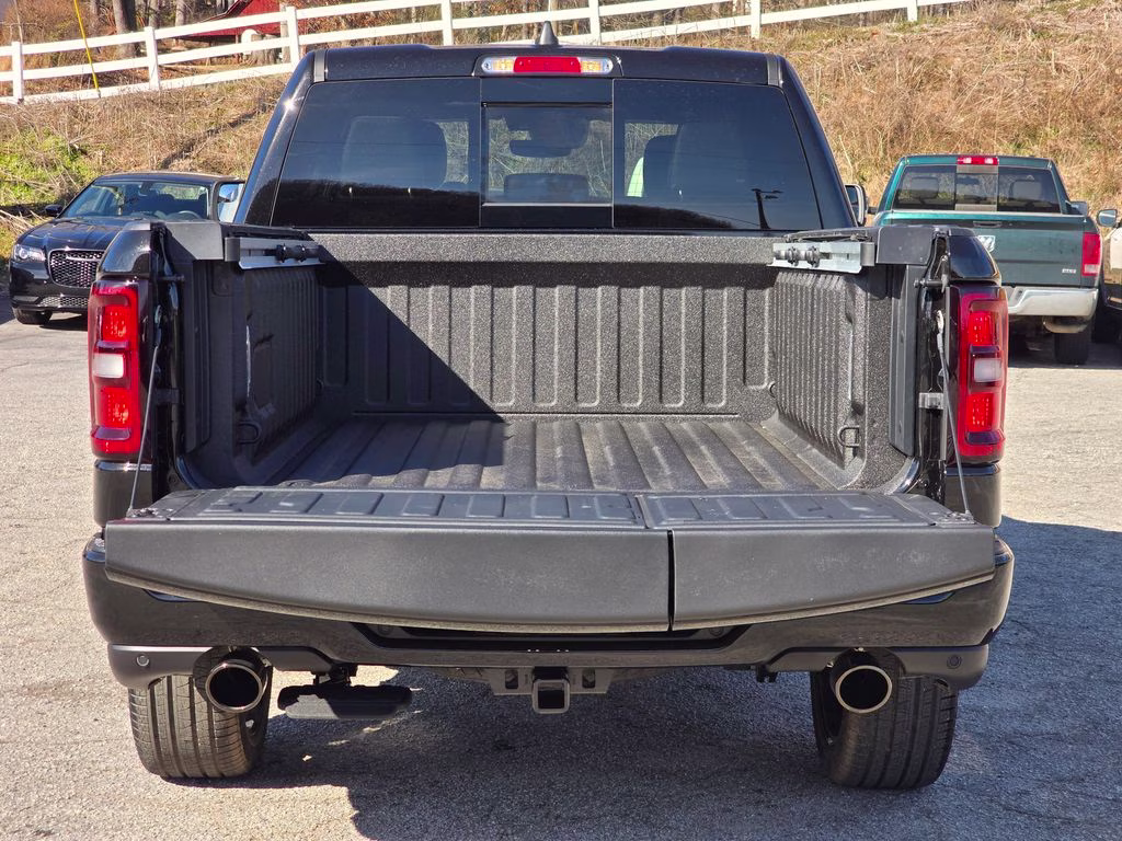 2026 Diamond Black Crystal Pearlcoat Ram 1500 Laramie 4X4 Truck