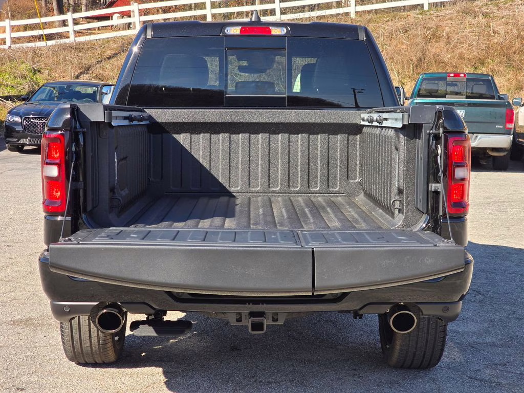 2026 Diamond Black Crystal Pearlcoat Ram 1500 Laramie 4X4 Truck