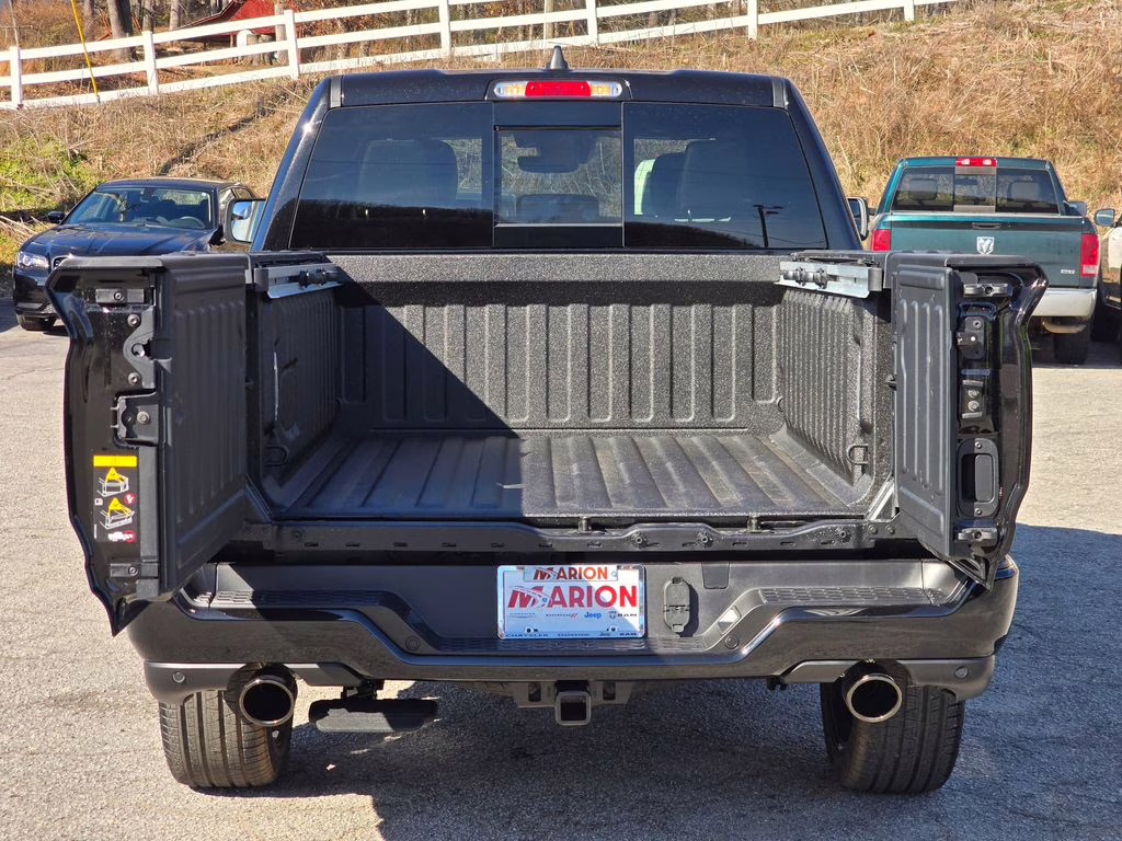 2026 Diamond Black Crystal Pearlcoat Ram 1500 Laramie 4X4 Truck