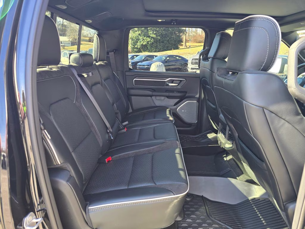2026 Diamond Black Crystal Pearlcoat Ram 1500 Laramie 4X4 Truck