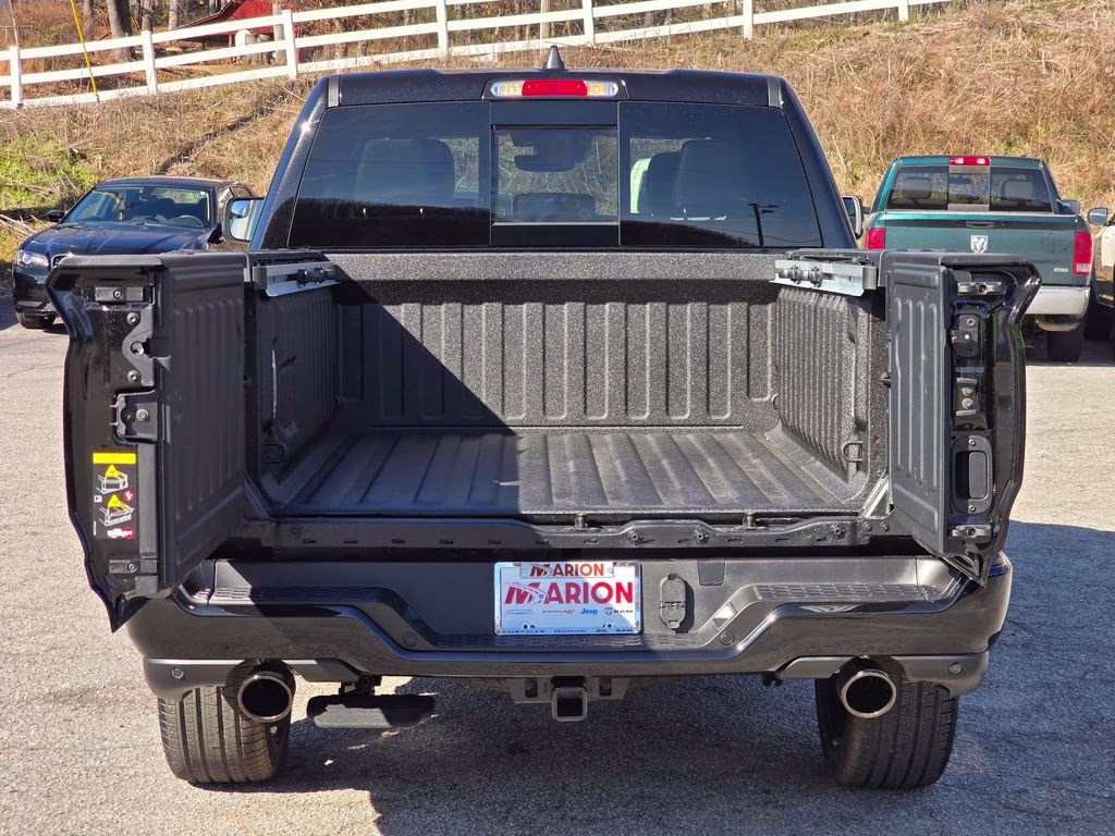 2026 Diamond Black Crystal Pearlcoat Ram 1500 Laramie 4X4 Truck