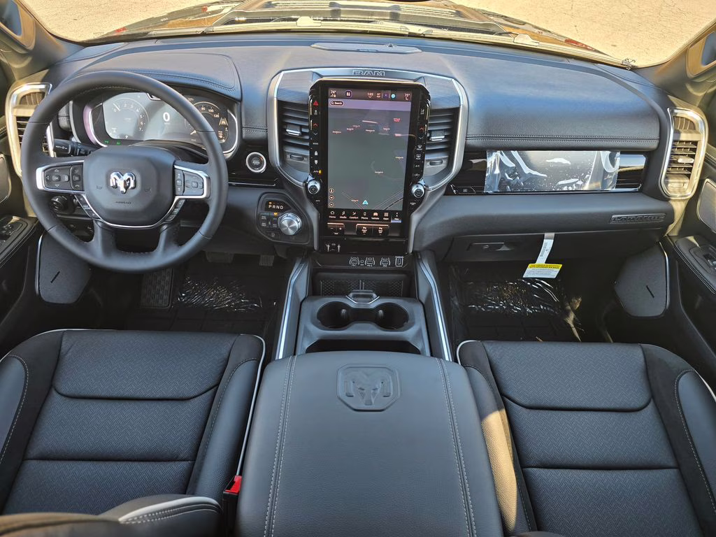 2026 Diamond Black Crystal Pearlcoat Ram 1500 Laramie 4X4 Truck