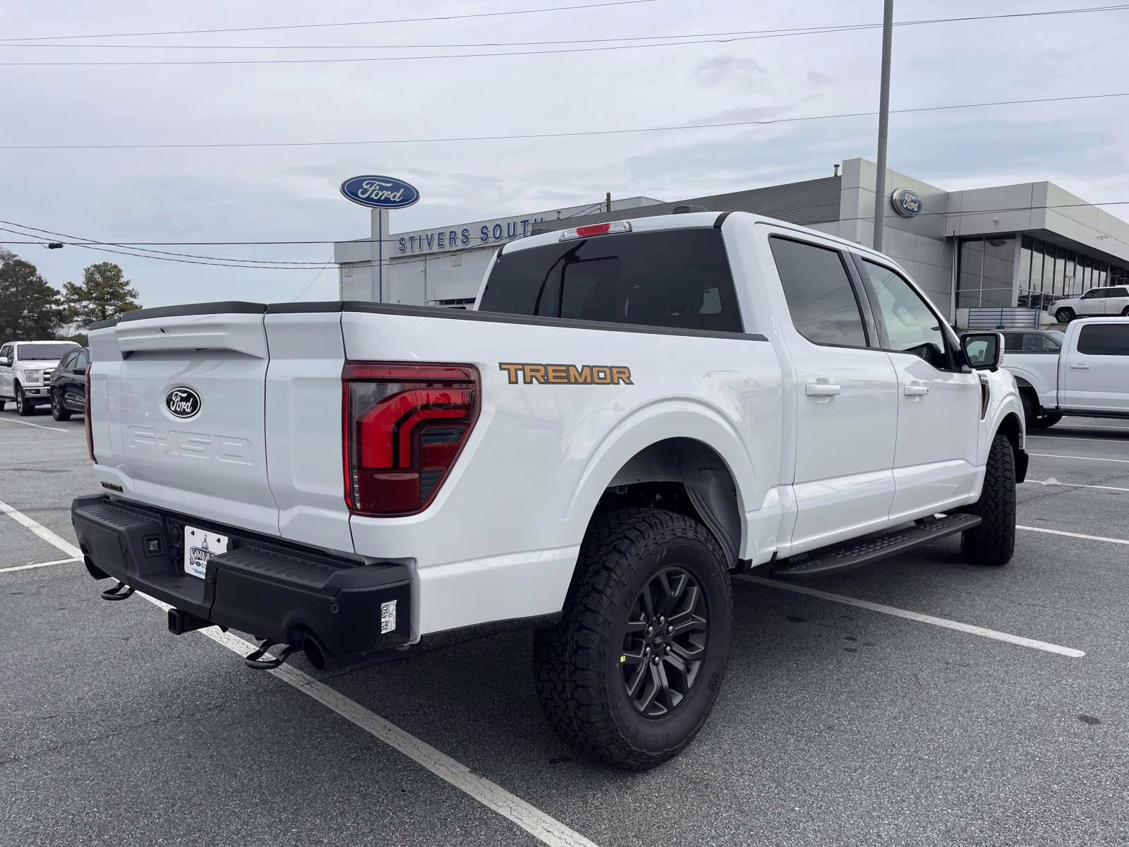 2025 Oxford White Ford F-150 Tremor 4X4 Truck
