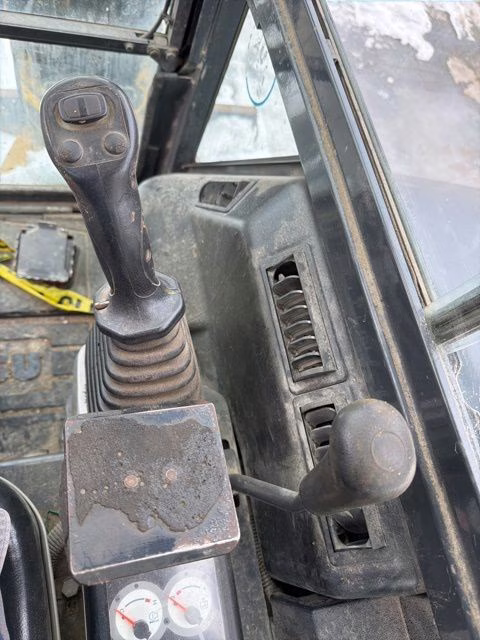 2013 Yellow Komatsu PC-45 MR-3