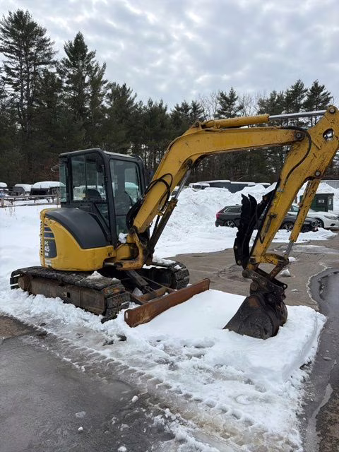 2013 Yellow Komatsu PC-45 MR-3