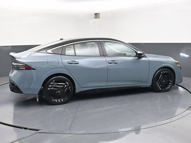 2026 Atlantic Gray/Super Black Nissan Sentra SR FWD Sedan