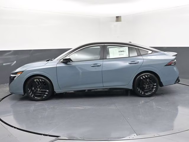 2026 Atlantic Gray/Super Black Nissan Sentra SR FWD Sedan