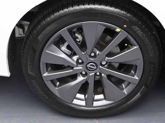 2026 Aspen White Tricoat Nissan Sentra SL FWD Sedan