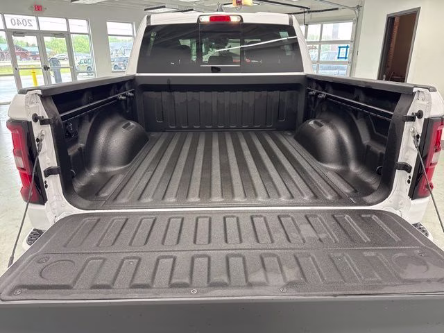 2026 Bright White Clearcoat Ram 1500 Fox Factory 1500 DC650 4X4 Truck