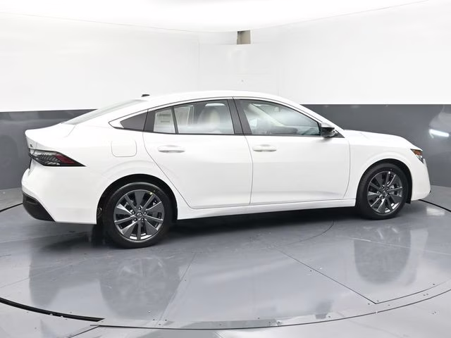 2026 Aspen White Tricoat Nissan Sentra SL FWD Sedan