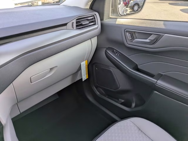 2026 Silver Metallic Ford Escape Active FWD SUV