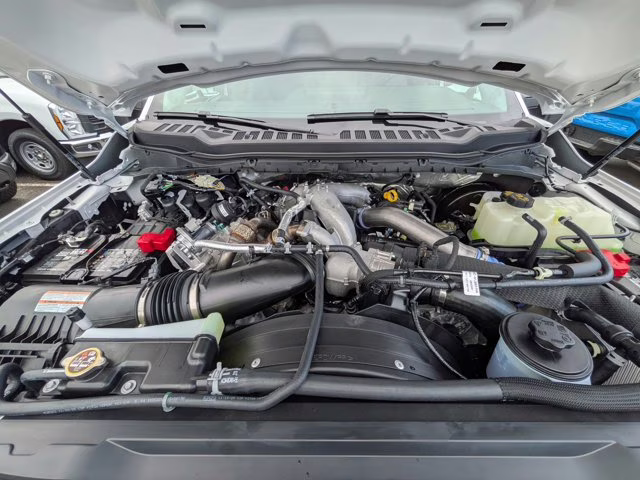 2026 Oxford White Ford Super Duty F-250 SRW XL 4X4 Truck