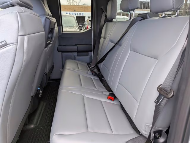 2026 Oxford White Ford Super Duty F-250 SRW XL 4X4 Truck