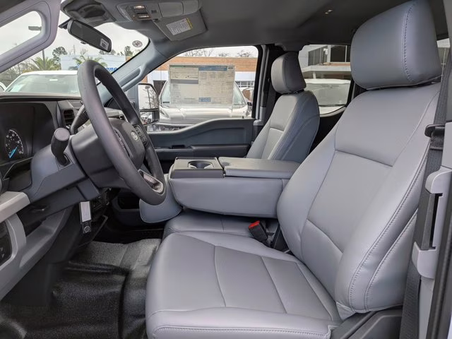 2026 Oxford White Ford Super Duty F-250 SRW XL 4X4 Truck