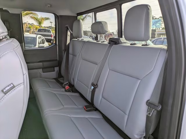2026 Oxford White Ford Super Duty F-250 SRW XL 4X4 Truck