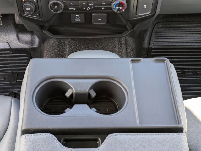 2026 Oxford White Ford Super Duty F-250 SRW XL 4X4 Truck