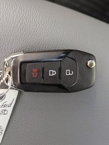 2026 Oxford White Ford Super Duty F-250 SRW XL 4X4 Truck