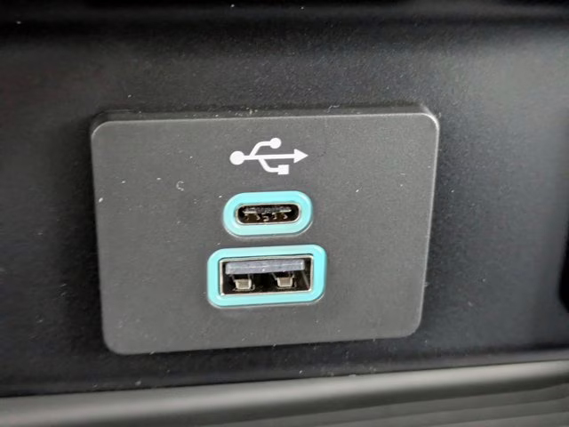 2026 Avalanche Ford Super Duty F-250 SRW XL 4X4 Truck