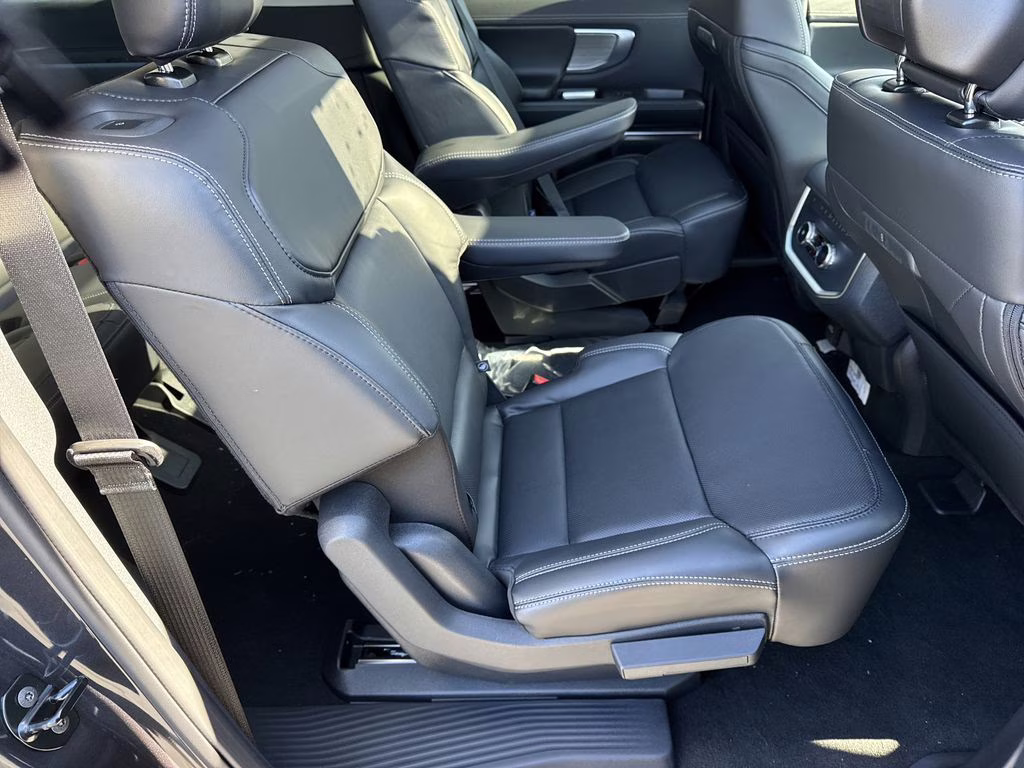 2026 Gray Metallic Ford Expedition Max Platinum 4X4 SUV