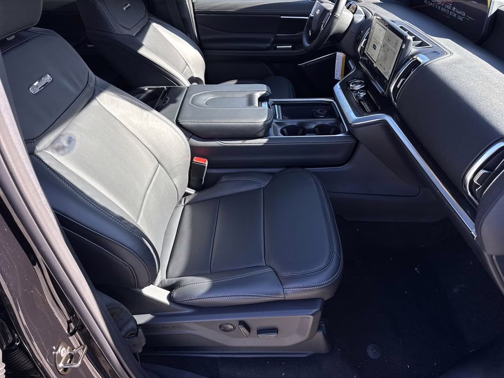 2026 Black Metallic Ford Expedition Max Platinum 4X4 SUV