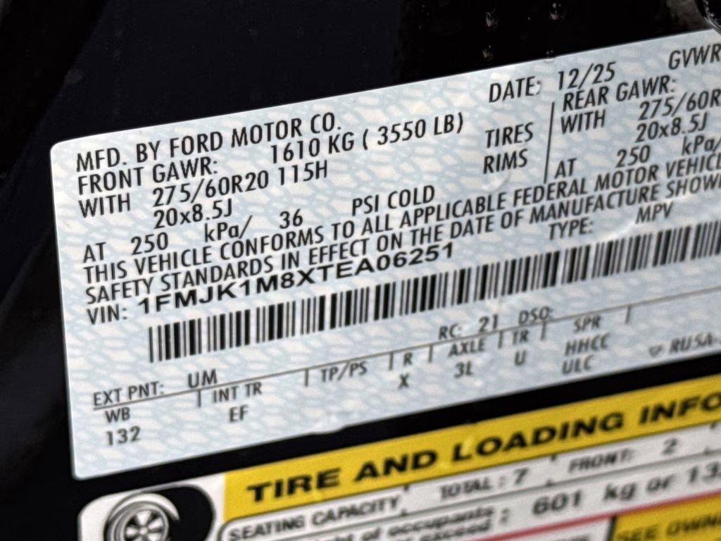 2026 Black Metallic Ford Expedition Max Platinum 4X4 SUV