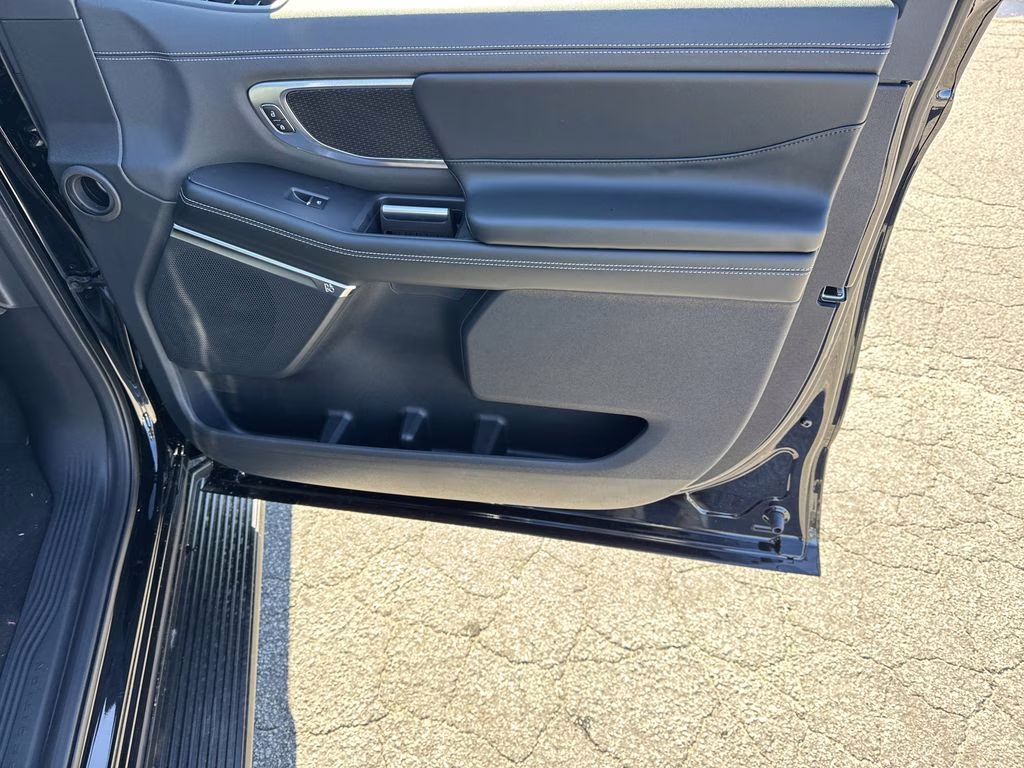 2026 Black Metallic Ford Expedition Max Platinum 4X4 SUV