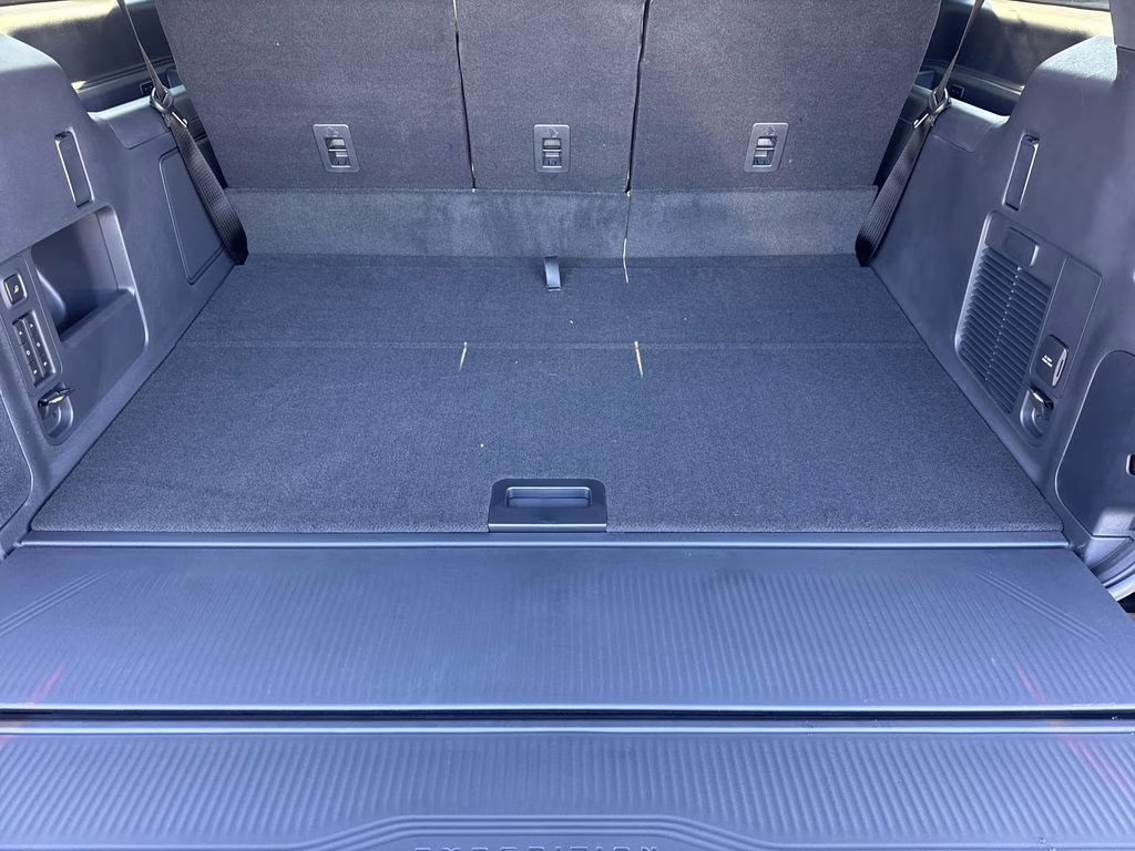 2026 Black Metallic Ford Expedition Max Platinum 4X4 SUV