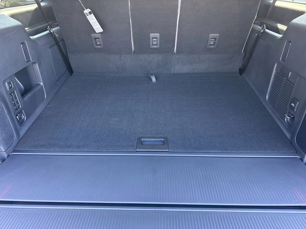 2026 Black Metallic Ford Expedition Max Platinum 4X4 SUV