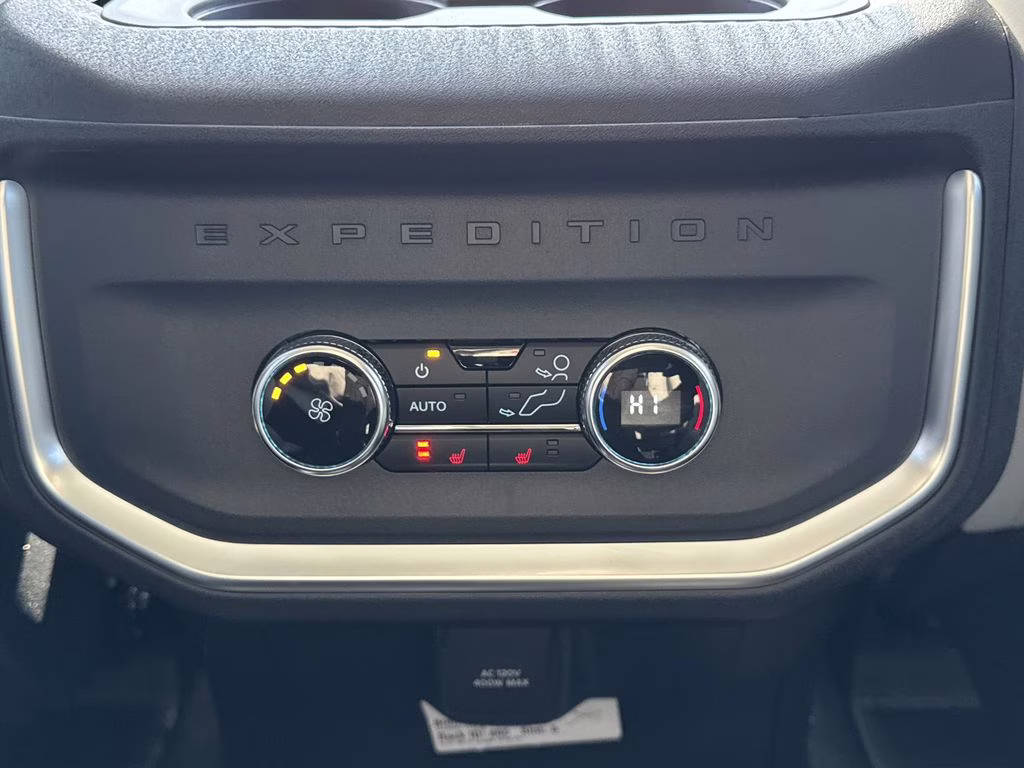 2026 Black Metallic Ford Expedition Max Platinum 4X4 SUV