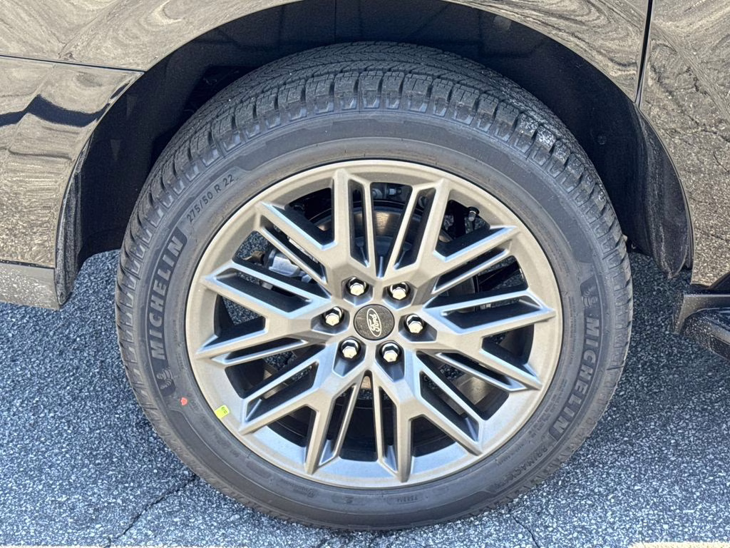 2026 Black Metallic Ford Expedition Max Platinum 4X4 SUV