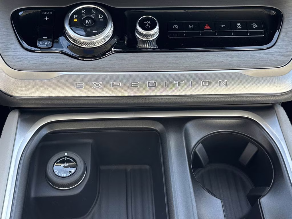 2026 Black Metallic Ford Expedition Max Platinum 4X4 SUV