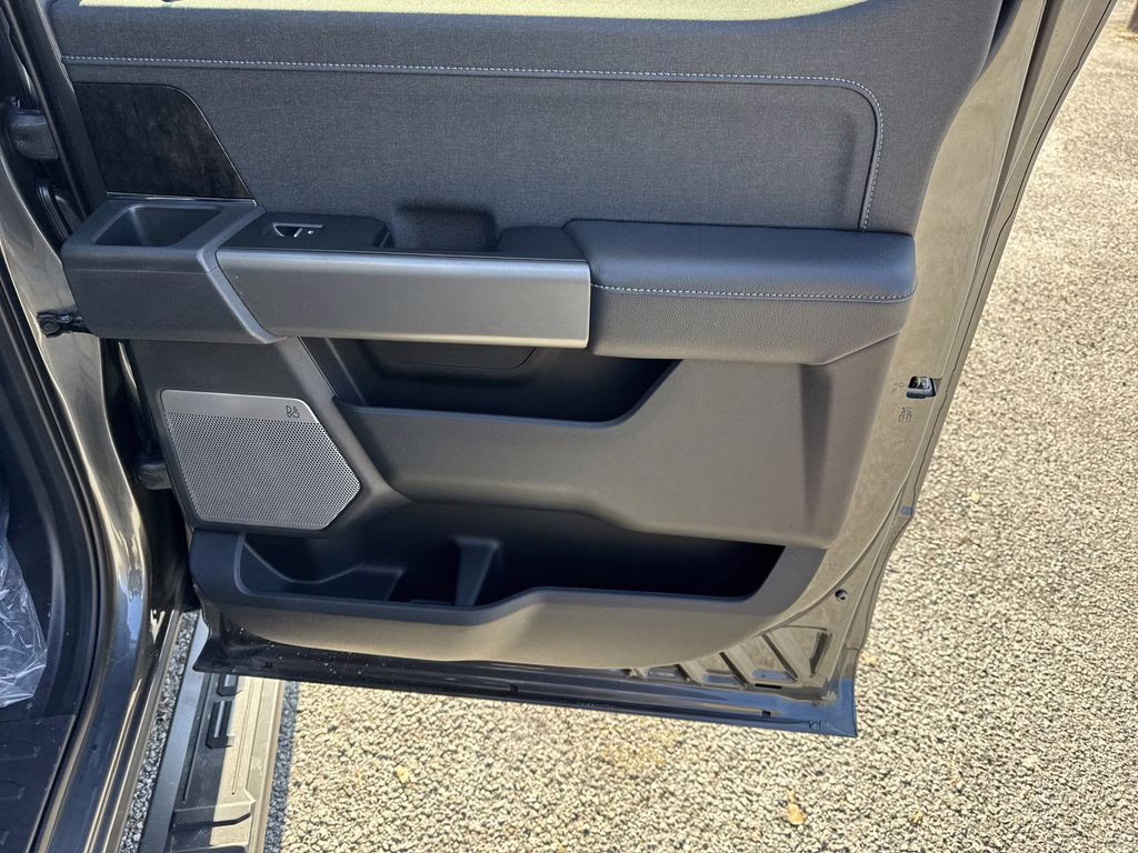 2026 Gray Metallic Ford Super Duty F-250 SRW Lariat 4X4 Truck