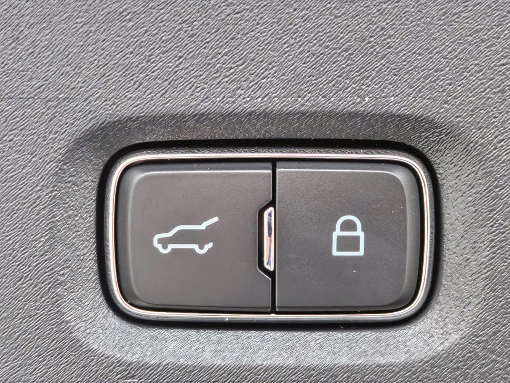 2026 Gray Metallic Ford Expedition Max Active 4X4 SUV