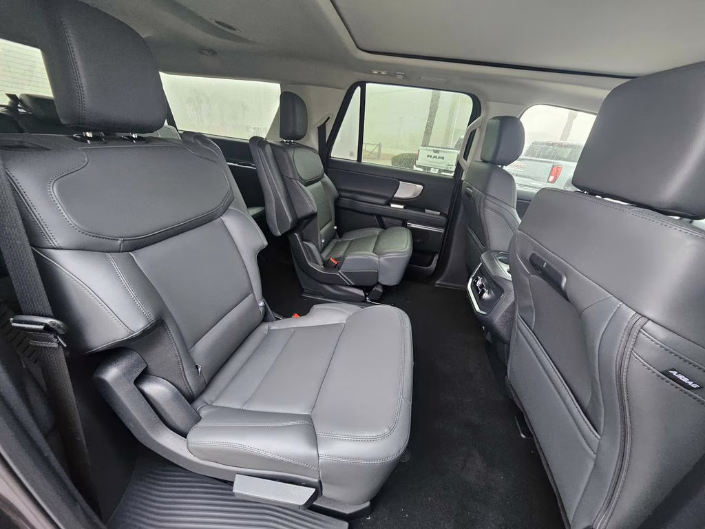 2026 Gray Metallic Ford Expedition Max Active 4X4 SUV