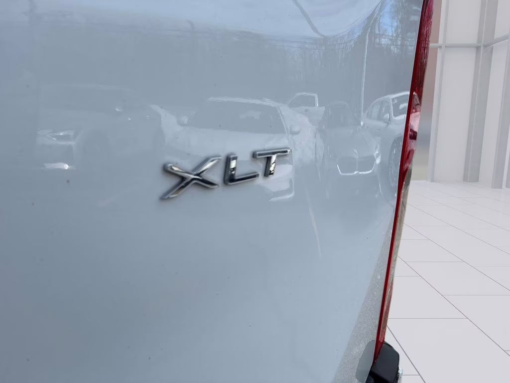 2023 Oxford White Ford Transit-350 XLT RWD Crossover