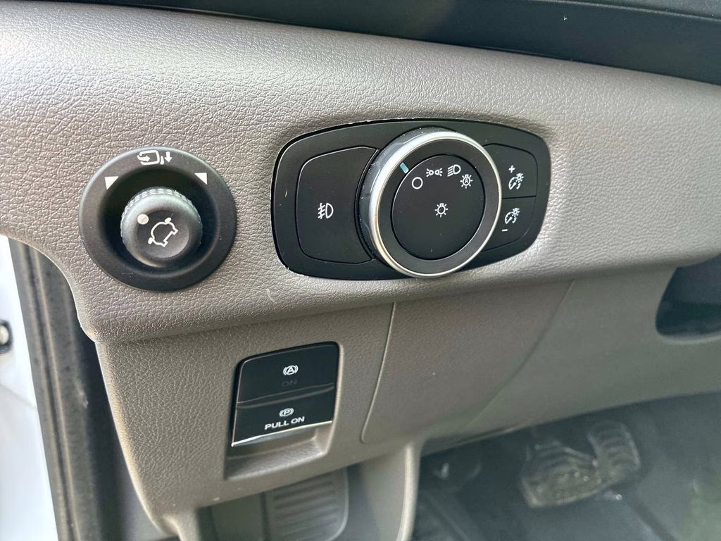 2023 Oxford White Ford Transit-350 XLT RWD Crossover