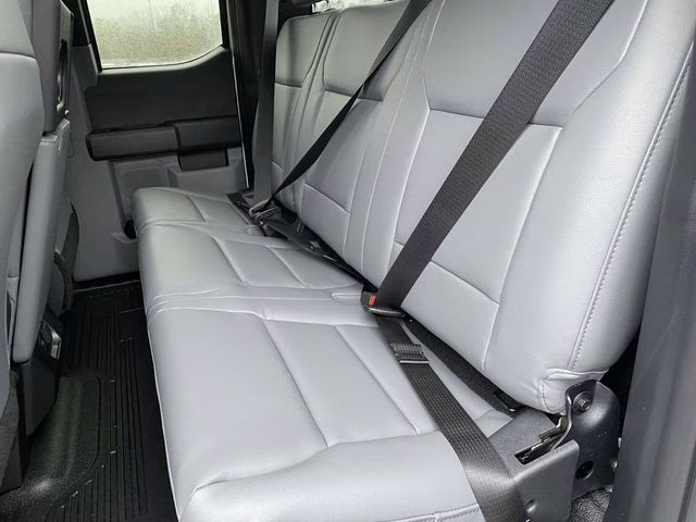 2026 Oxford White Ford Super Duty F-450 DRW XL 4X4 Chassis