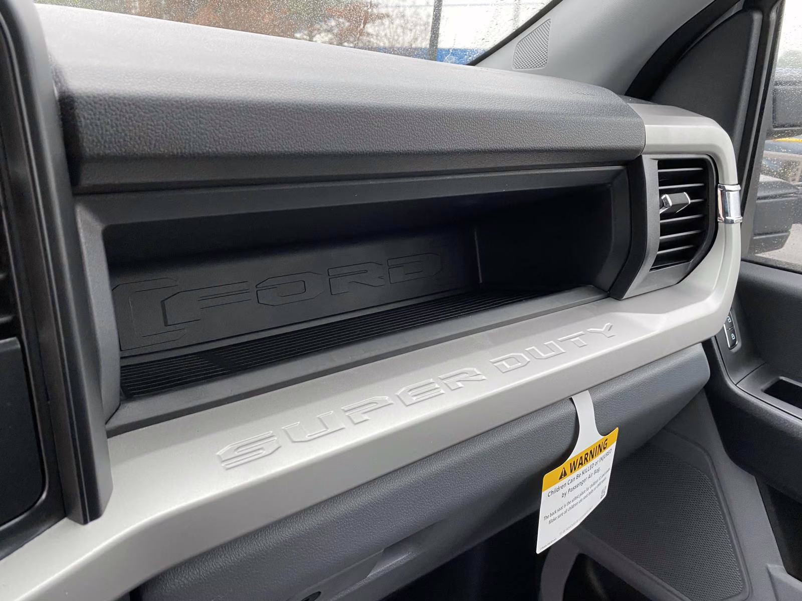 2026 Oxford White Ford Super Duty F-450 DRW XL 4X4 Chassis