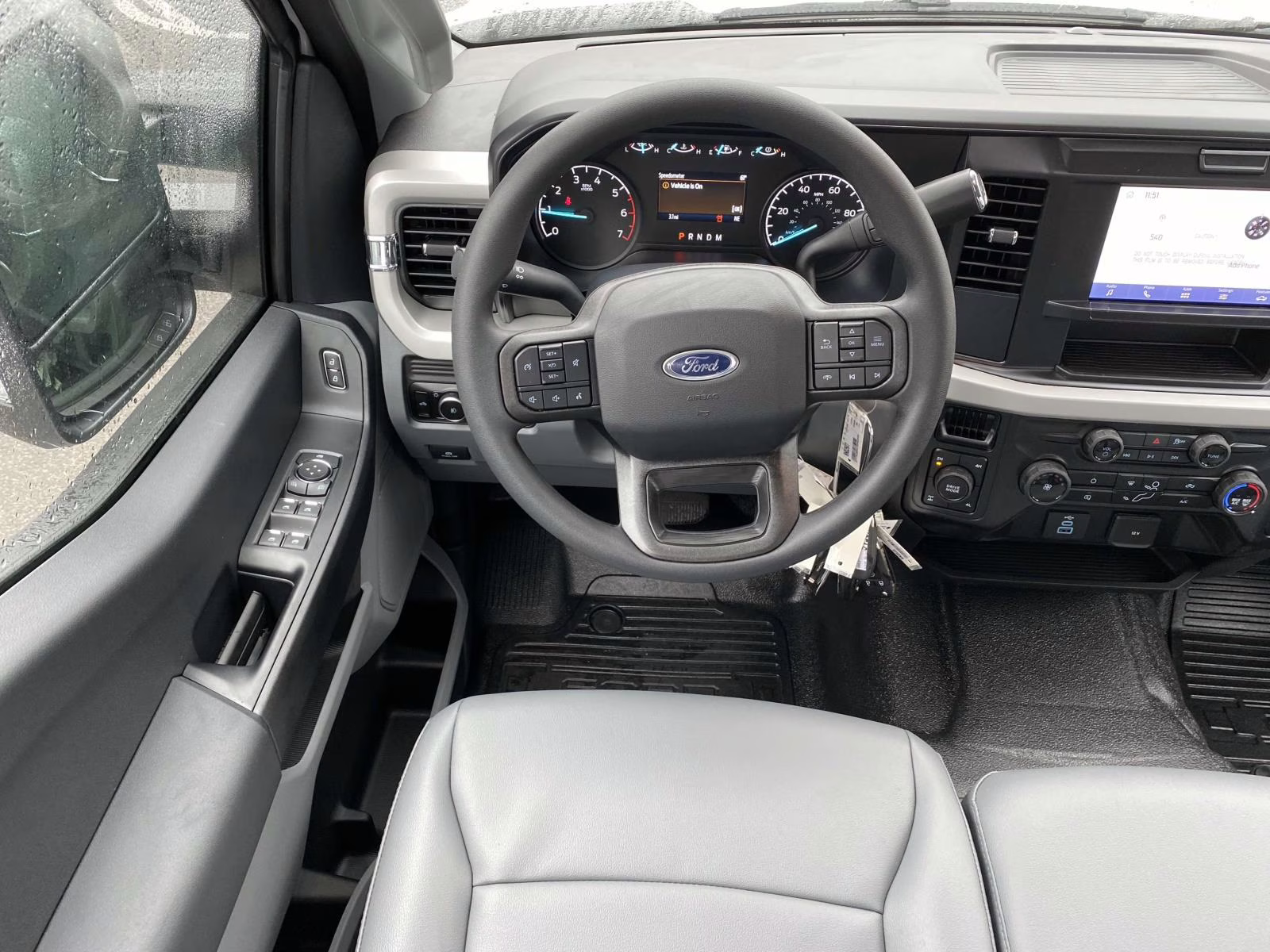 2026 Oxford White Ford Super Duty F-250 SRW XL 4X4 Truck