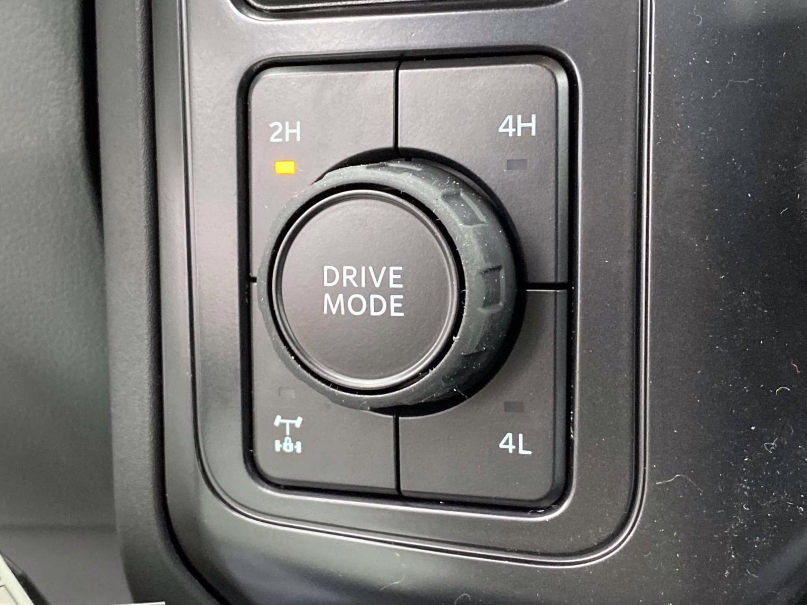 2026 Oxford White Ford Super Duty F-250 SRW XL 4X4 Truck