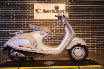 2025 Vespa 946 Snake 150 Motorcycle