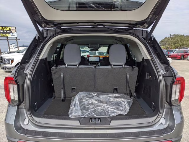 2026 Carbonized Gray Metallic Ford Explorer Active RWD SUV