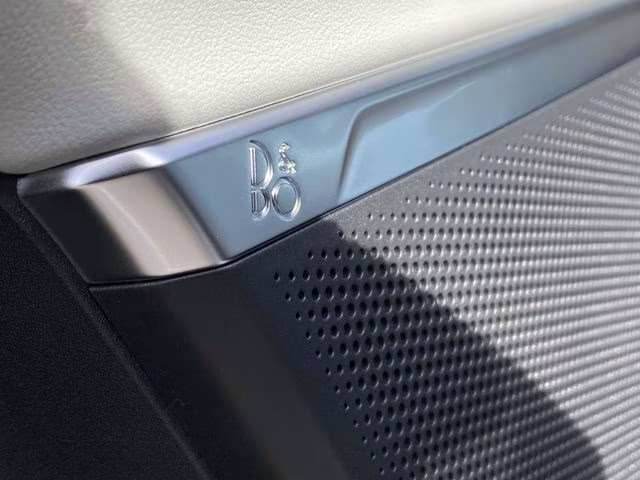 2026 White Metallic Ford Expedition Max Platinum 4X4 SUV