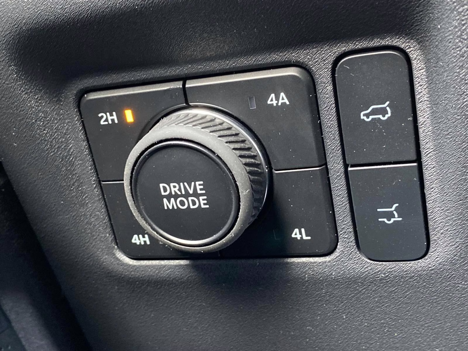 2026 White Metallic Ford Expedition Max Platinum 4X4 SUV