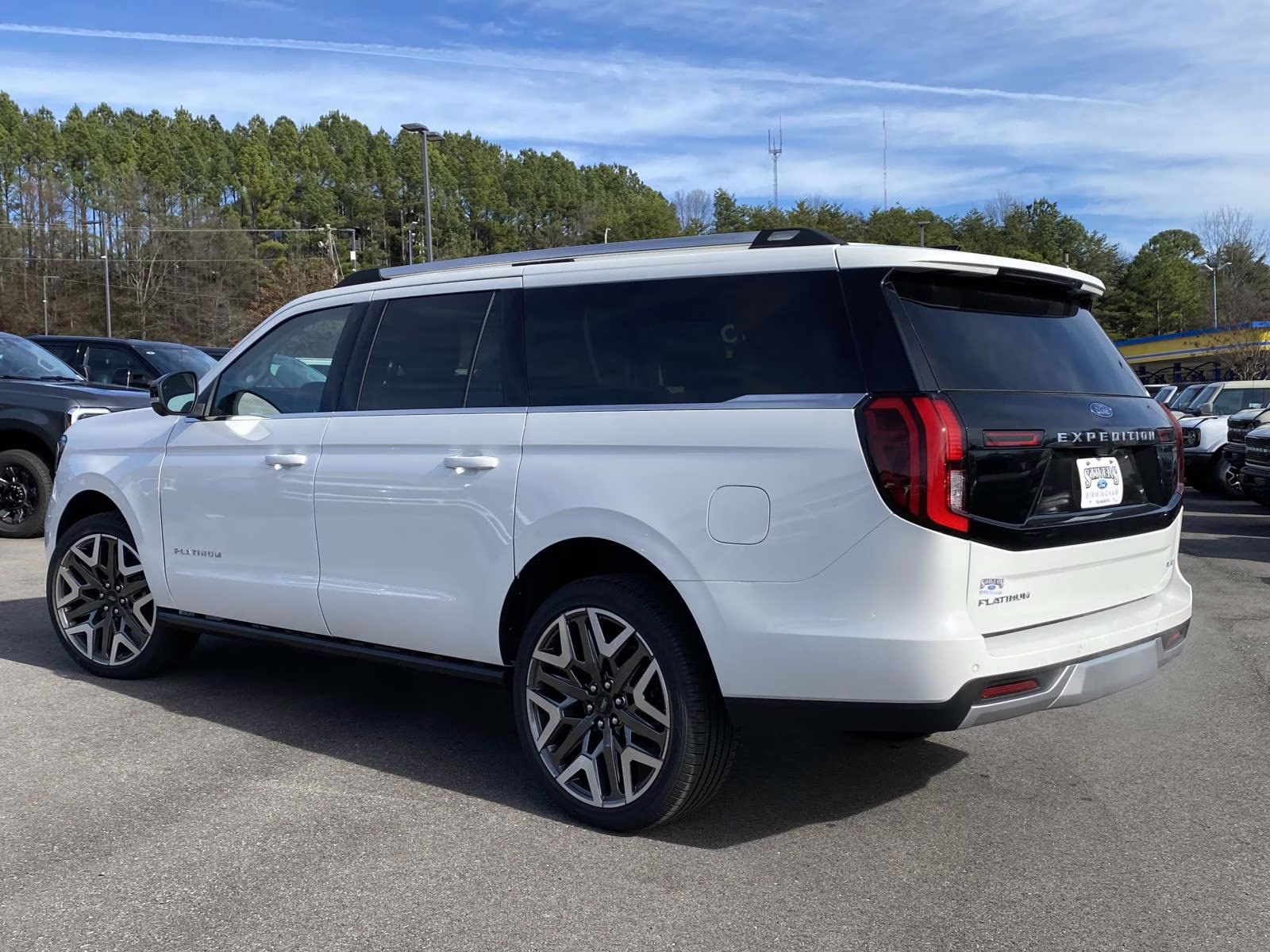 2026 White Metallic Ford Expedition Max Platinum 4X4 SUV