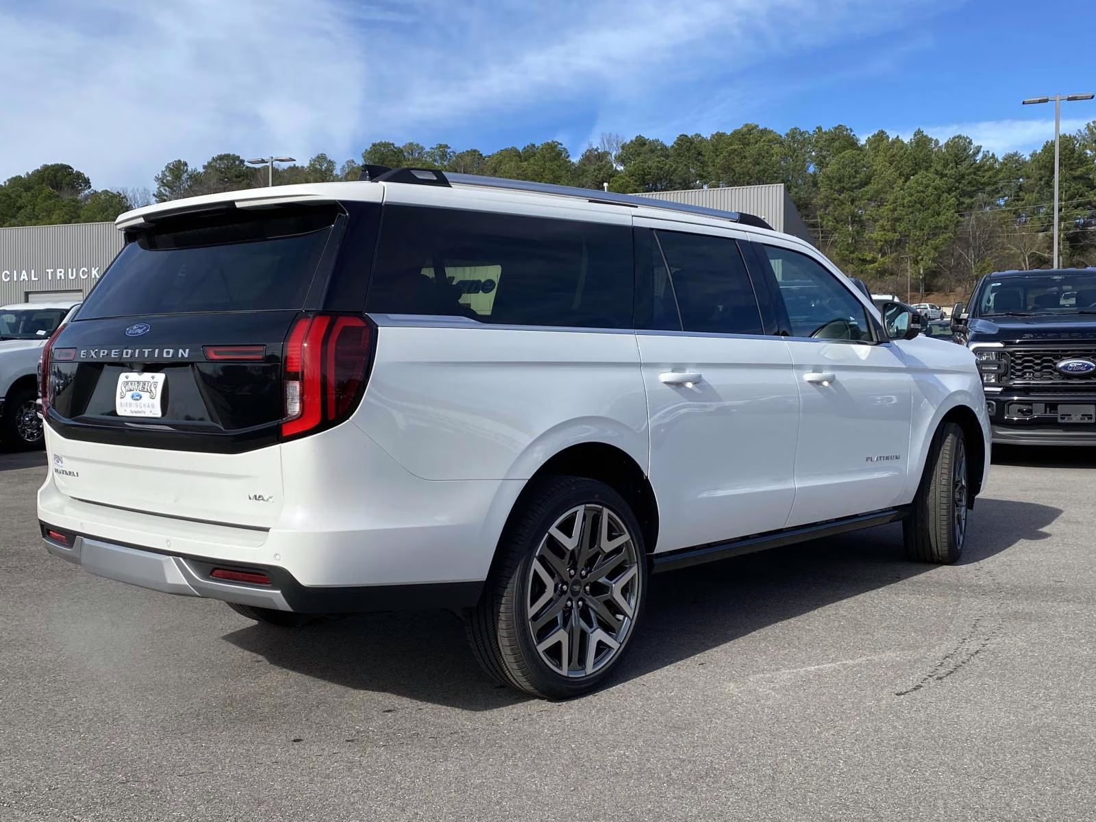 2026 White Metallic Ford Expedition Max Platinum 4X4 SUV